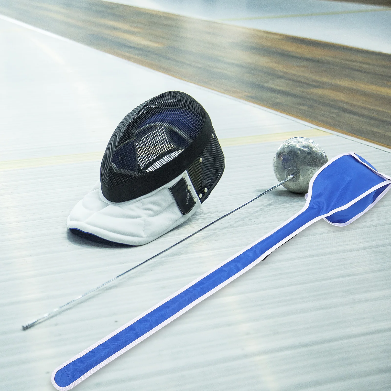 Fencing Bag Made of Cloth Material Compact Size Reusable Sword Pouch for Outdoor and Indoor Use Multi-Function Fencing Pouch