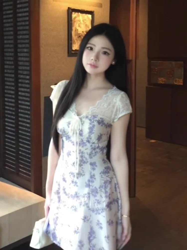 Vaion Sle 플로럴 프린트 V-넥 끈으로 묶는 허리 오트 드 여성 여름 2025 슬리밍 A라인 스커트 싱글 피스