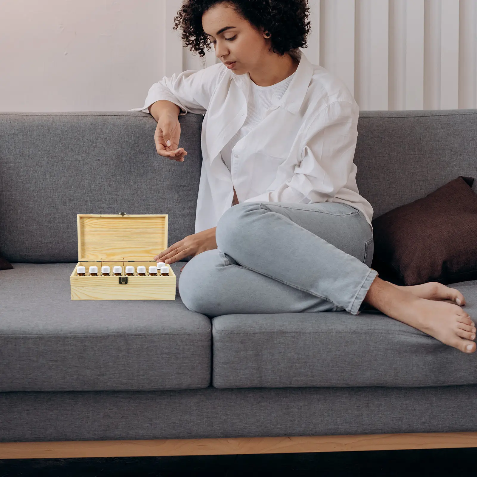 

Деревянный органайзер для эфирных масел на 32 отверстия, портативный дорожный футляр-держатель для флаконов