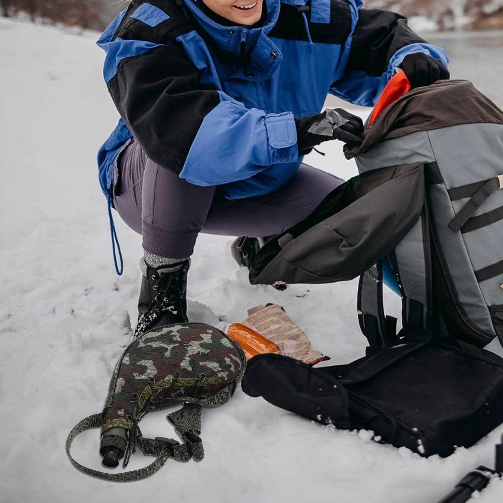 กระเป๋าใส่ขวดน้ำลายพรางสำหรับกีฬากลางแจ้งแบบพกพา ดีไซน์เข็มขัดคาดเอว ความจุขนาดใหญ่ เหมาะสำหรับการตั้งแคมป์ เดินป่า ปั่นจักรยาน ตกปลา