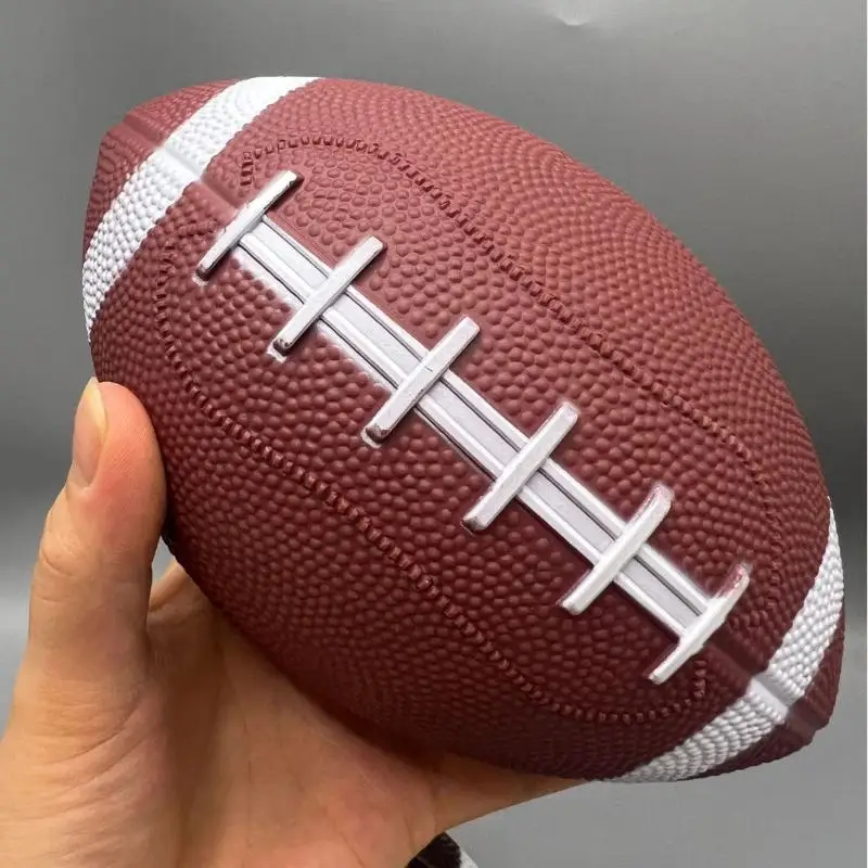 팽창식 PVC 축구공, 축구 및 럭비 애호가에게 적합하며, 남성, 여성 및 어린이에게 이상적입니다.
