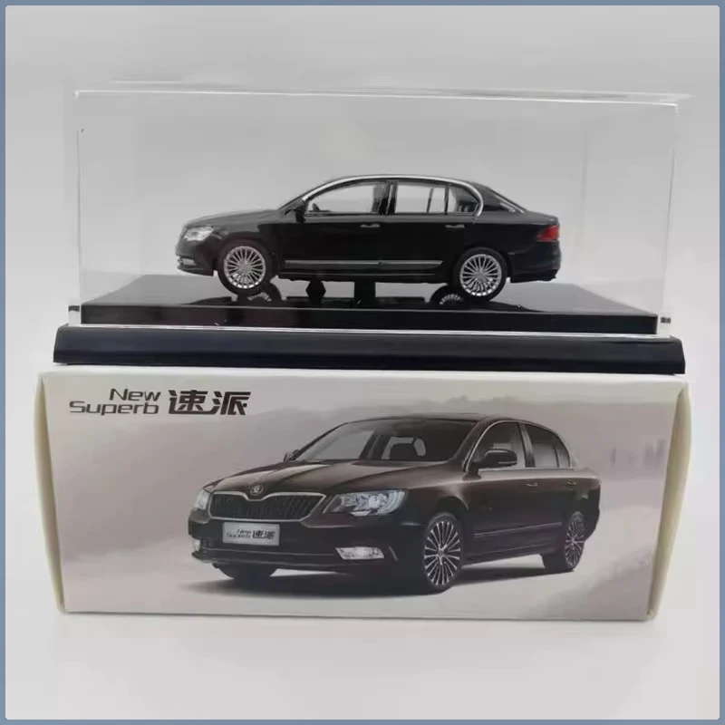 

Diecast Alloy 1/64 Skoda New Superb 30th Anniversary Edition Set Gift Box Dark Brown Car Model Collection Display Toy Gift