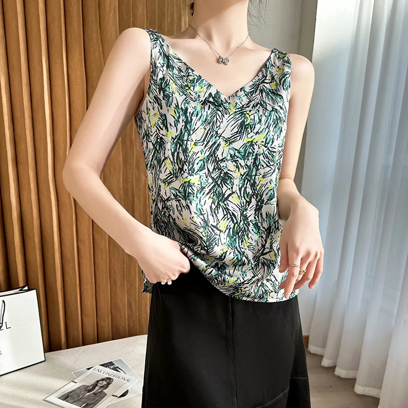 2023 Summer Women\'s Real Silk Double Shoulder Strap Seamless Top High Temperature Printed Sleeveless Sexy V-Neck T-Shirt Overlay