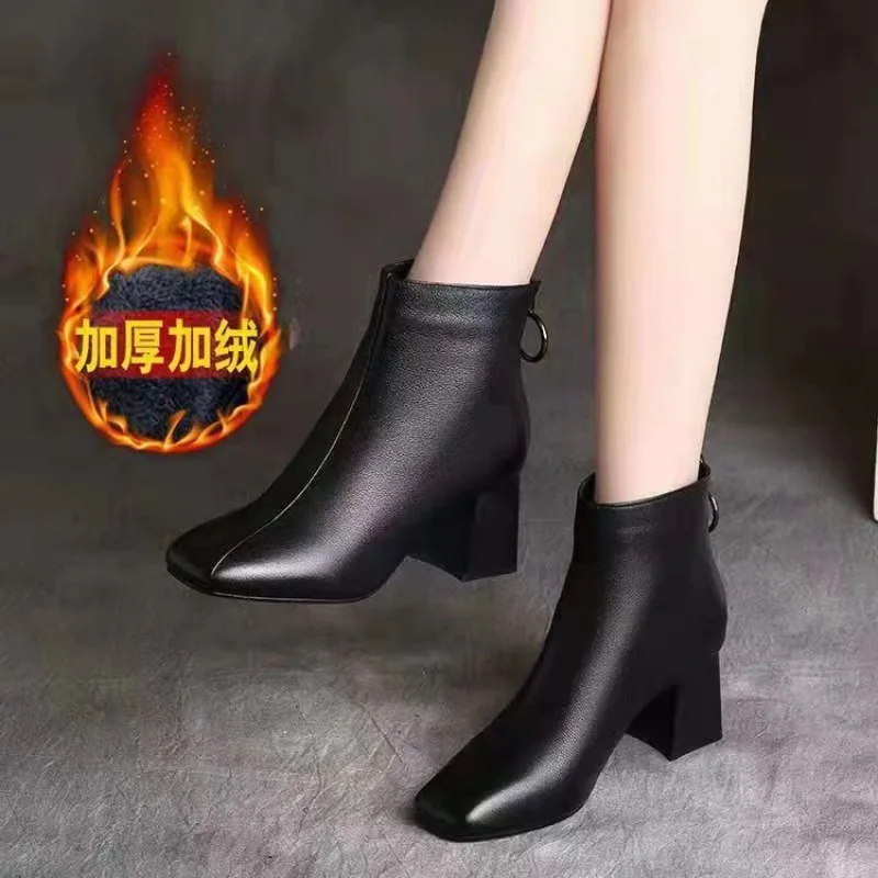 

Winter Square Toe Elegant Banquet Women's Shoes Fashionable Square Heel Comfortable Short Boots High Heel Warm Knight Boots