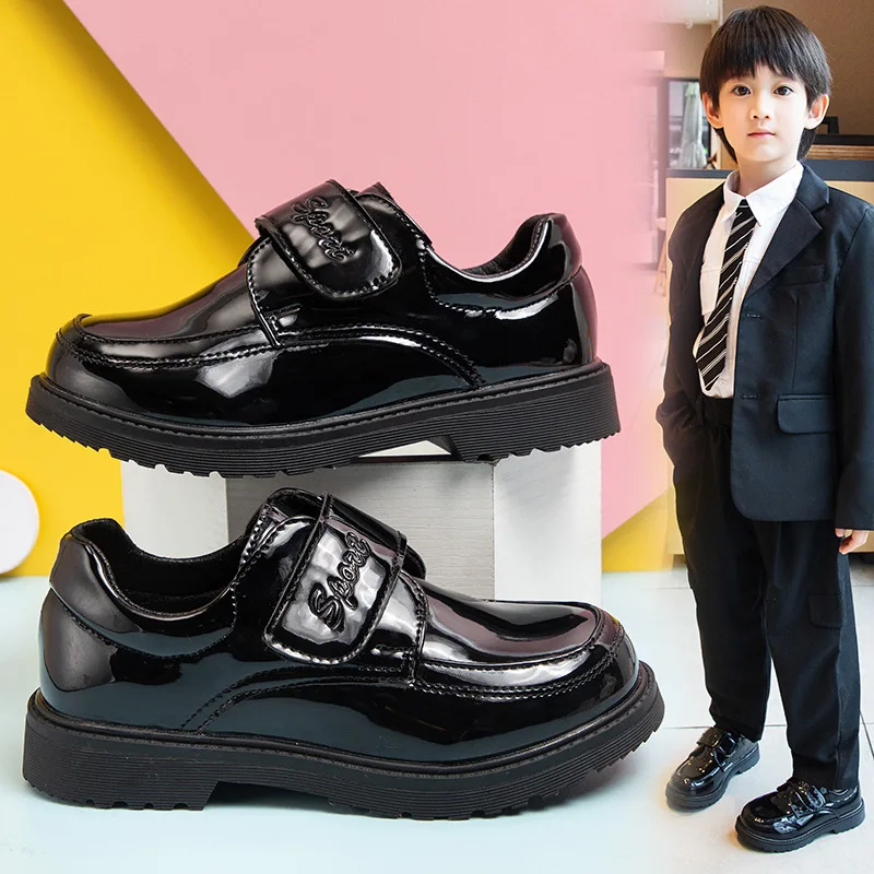 Scarpe da ragazzo Primavera e autunno Nuovo mocassino classico nero lucido per bambini per ragazza 2023 Nuove scarpe da scuola per bambini versatili con punta tonda Gragna