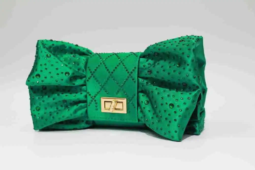 أنيقة مطوي سيدة القوس حقيبة مربعة صغيرة تصميم المتخصصة مع اليد الماس عقد مأدبة الحزب