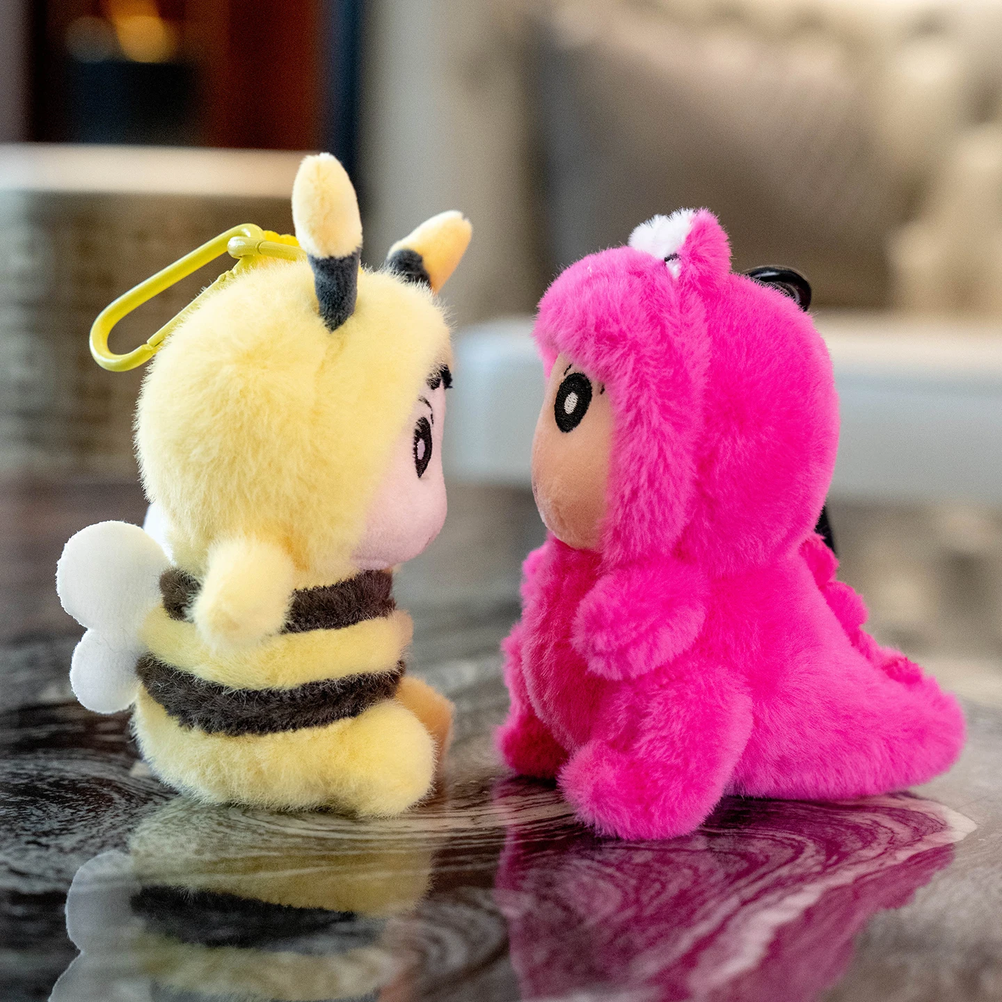 الكرتون تلوين شين تشان دمية قلادة لطيف Waniyama النحل السلاحف تلوين شين تشان بلوشيز محشوة أنيمي ظهره قلادة طفل هدية