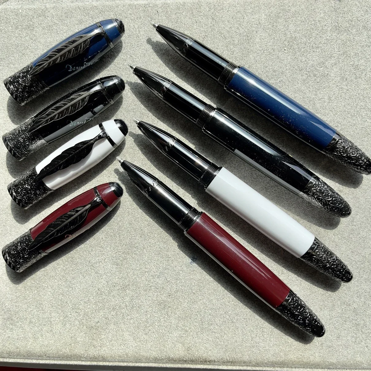 

Wakaka Great Writer Daniel Defoe Fountain pen Roller Ball Ink Pen