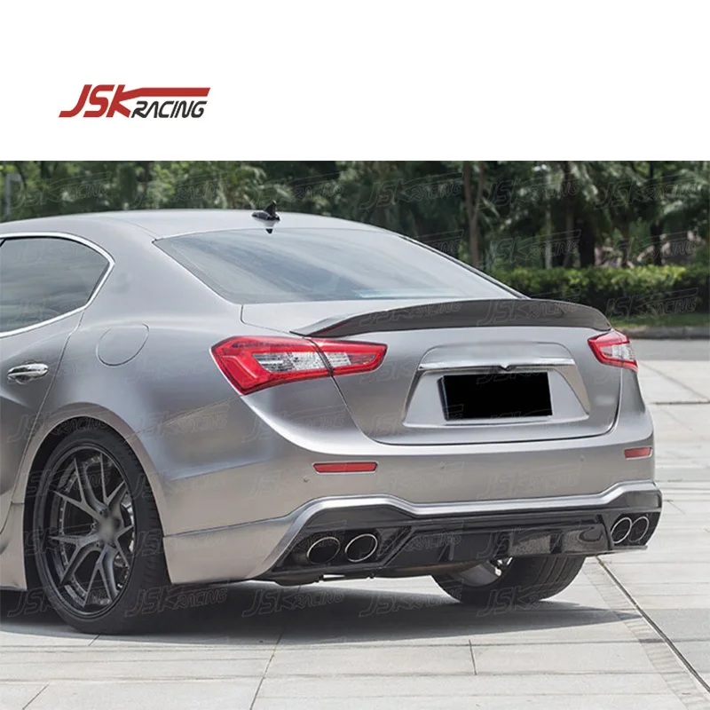 

Carbon Fiber Rear Diffuser For 2014-2017 Maserati Ghibli Car Bumper PT Style Modified Upgraded