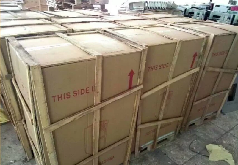 Máquina de sorvete macio de mesa 1600W Máquina de sorvete de cone doce 18L/h Máquina de fazer sorvete