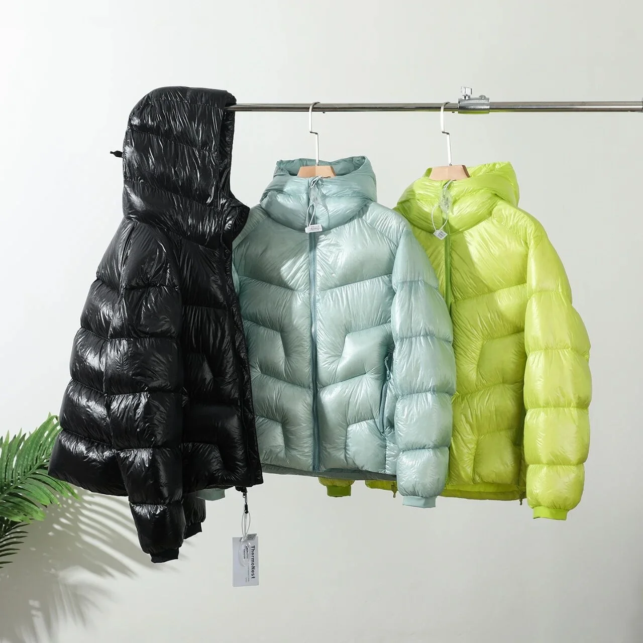 

High-End Lightweight Winterproof Windproof Warm Thiened Hooded Puffer Jaet for Couples Men Women Outdoor Casual White Duc...