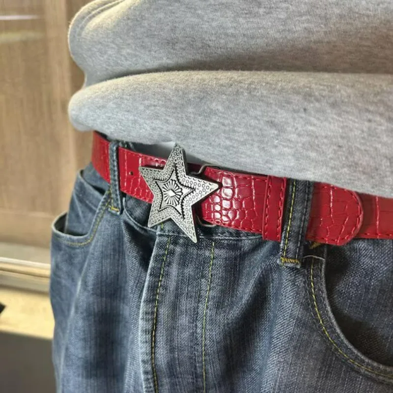 جديد الشرير Y2k نمط الخماسية نجمة مشبك حزام للنساء بولي Leather جلد أحمر موضة حزام البنطال الجينز كل المتطابقة حزام الهيب هوب حزام #2