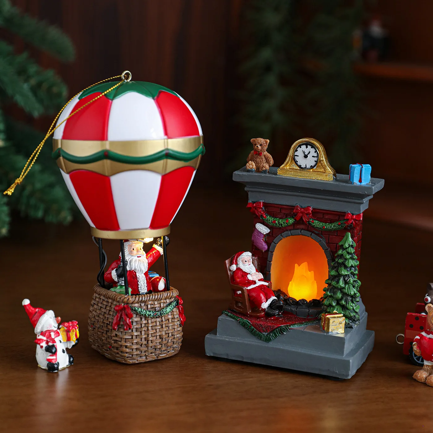 

Christmas Resin Ornament Christmas Glowing Fireplace Hot Air Balloon Night Light Christmas Gift Gift Decoration Ornament