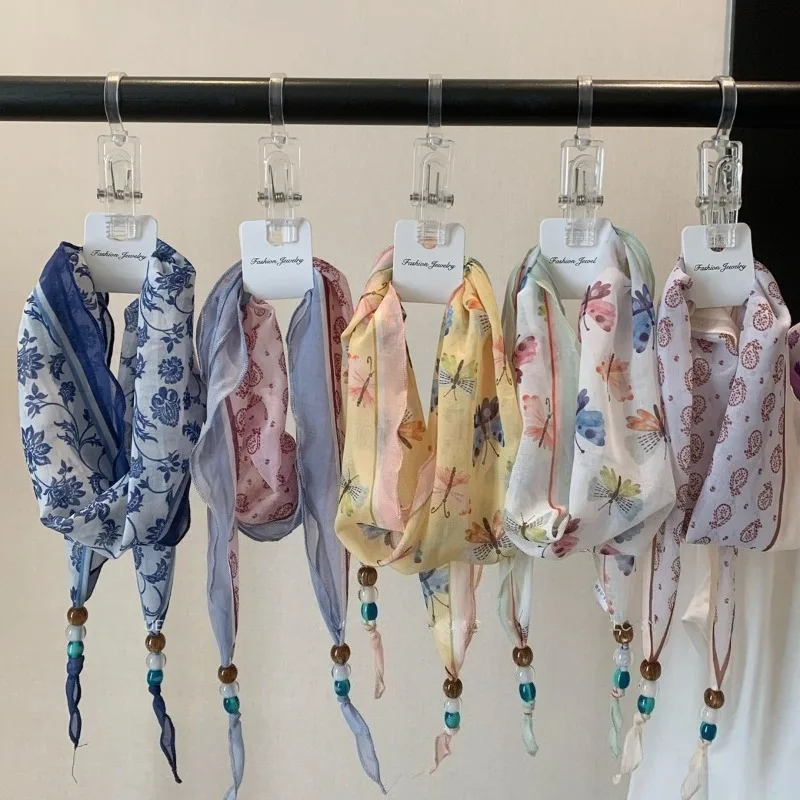 

New diamond-patterned scarf for women: Korean-style floral neck scarf, perfect as a waist accessory with jeans