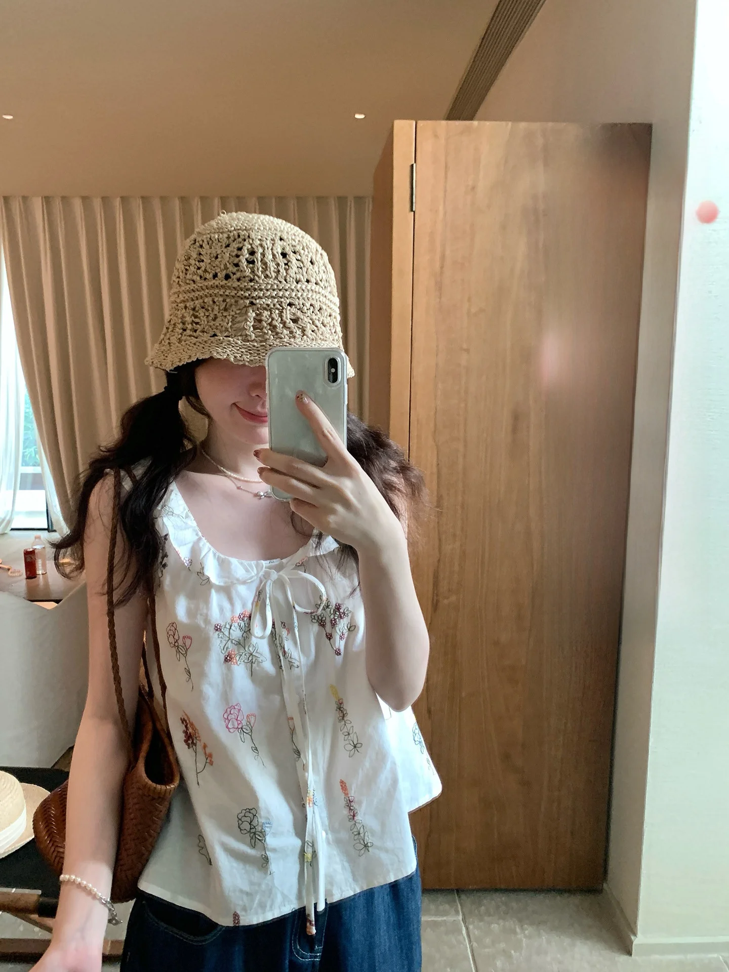 

Летний женский топ PtonUmi с кружевным воротником и V-образным вырезом, корейский стиль, дышащая комфортная ткань, с завязками, повседневная блузка