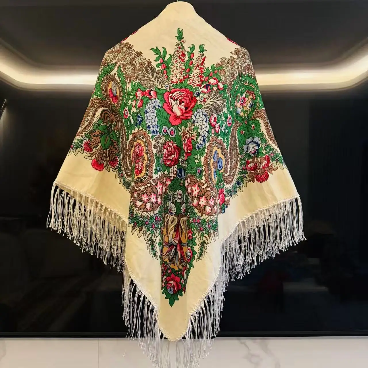 Bufanda cuadrada nacional rusa con estampado Floral de lujo de 120x120cm, chales ucranianos con flecos para mujer, bufandas Babushka, Bandana para la cabeza