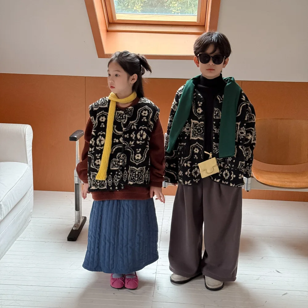 

Korean Winter Siblings Attire Children Girls Outerwear Retro Thicken Warm Kid Baby Girls Coat Print Toddler Kids Girls Waistcoat