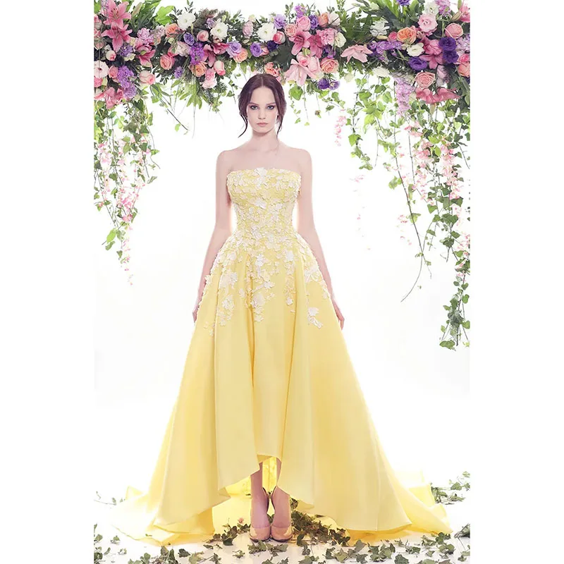 Gaun Prom kuning applique renda tanpa tali gaun malam elegan Ruffle Satin rendah tinggi pakaian pesta dibuat sesuai pesanan