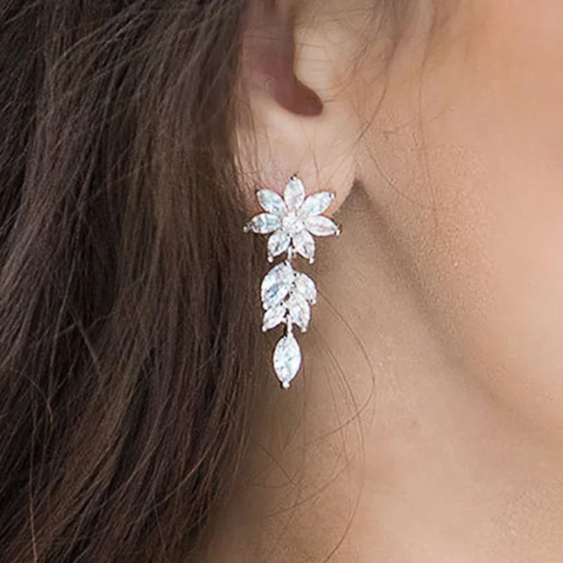Huitan Sparkling Cubic Zirconia Dangle Earrings Women Aesthetic Flower Design Luxury Bridal Wedding Earrings New Fashion Jewelry
