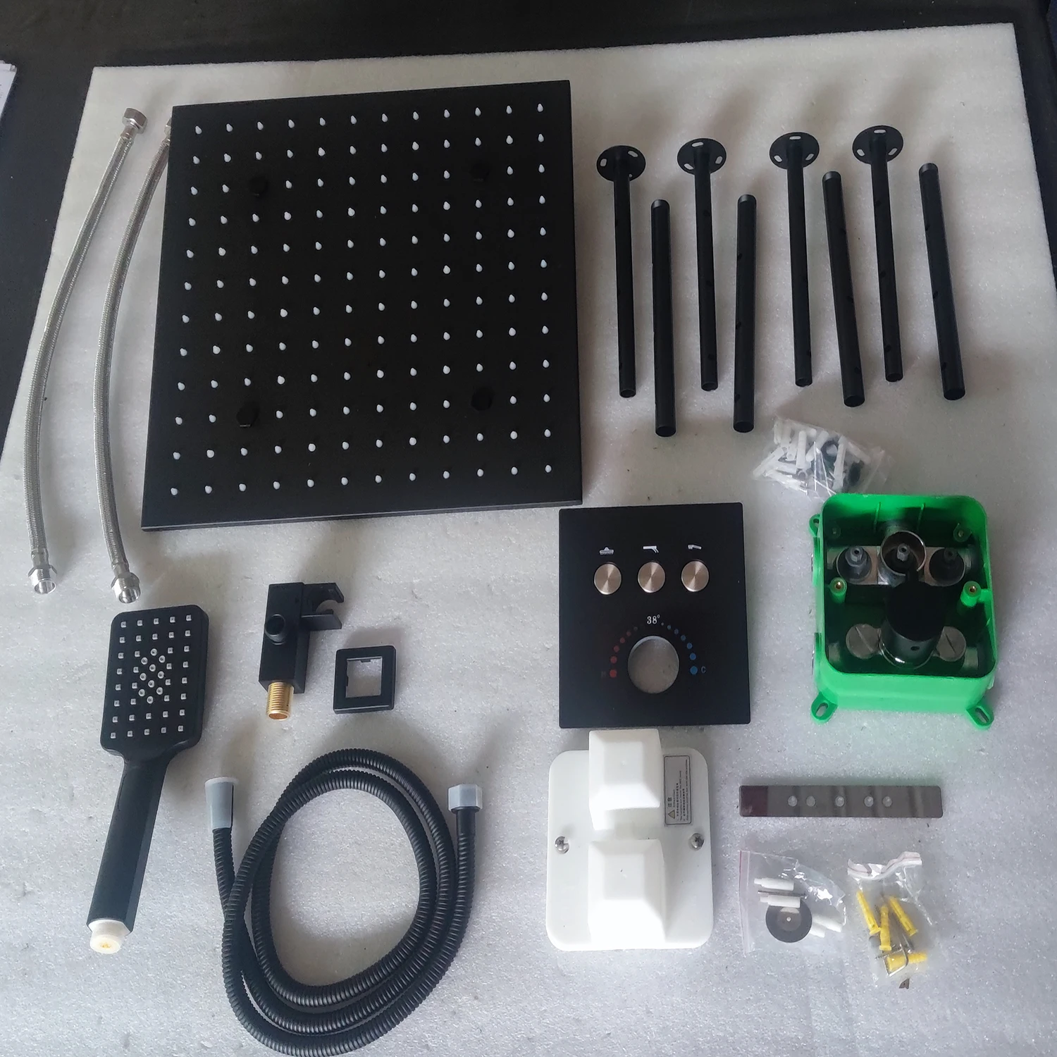 High Quality Plating Matt Black LED 16/20inch Shower Head Set Tap Button Constant Temperature Valve Mixer Switch Faucet