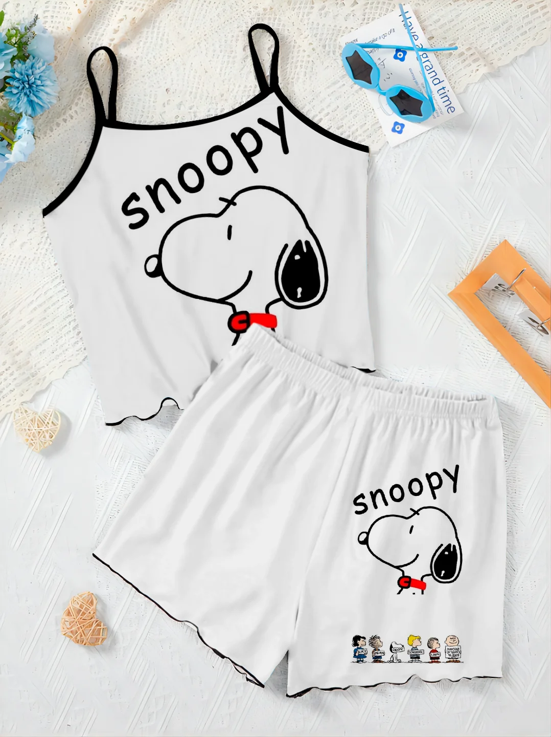 T-shirt pigiama gonna Snoopy pantaloni Set per le donne 2 pezzi lattuga Trim Top Slip Dress corto elegante completo da donna donna Chic