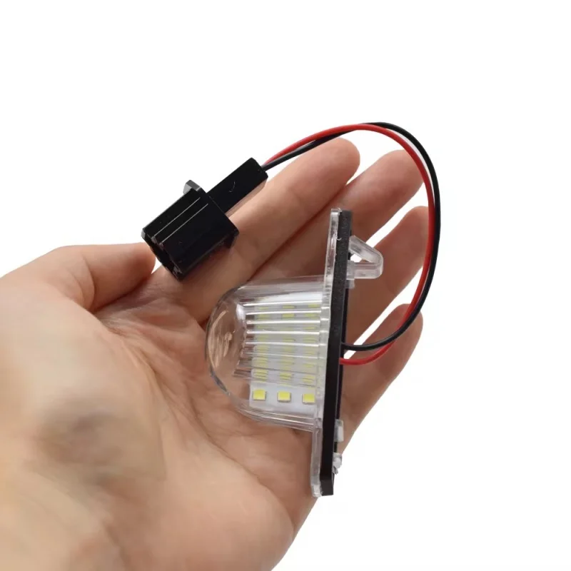 2Pcs 18 SMD Canbus LED License Plate Light Tag Lamp Number Plate For Honda CR-V Fit Jazz Odyssey HRV Stream