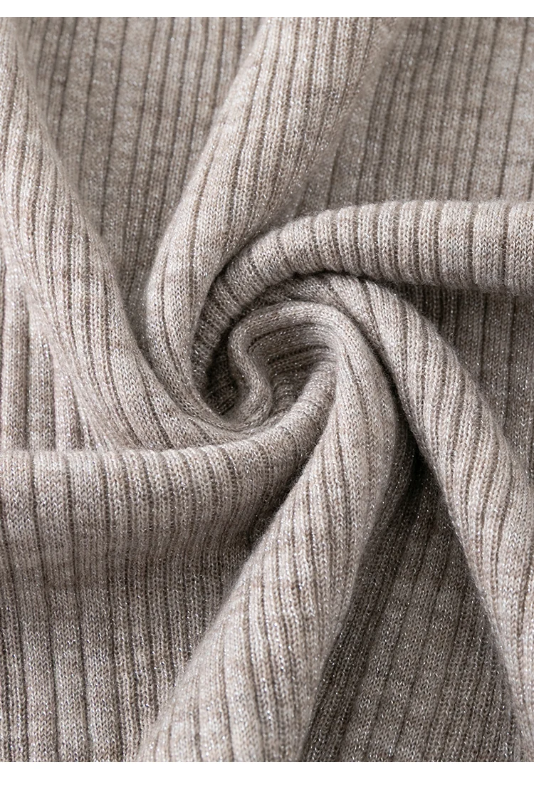 BD3621694 Damen-Pullover mit V-Ausschnitt, figurbetont, aus Naturwollmischung, fein gerippt, langärmelig, mit Metallbesatz, Frühherbst 2026 – Detail 21