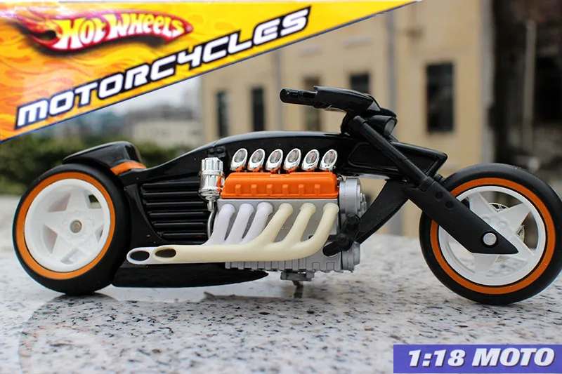 

New Moto 1:18 Scale motorcycle FERENZO Street Power Race Bike Diecast alloy toy models for collection gift