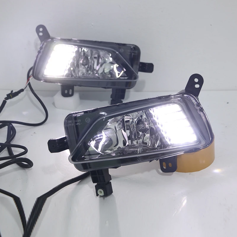 1 Pair Car DRL LED Daytime Running Light Fog Lamp Sequential Yellow Turn Signal Function 12V For Volkswagen Polo 2018 2019