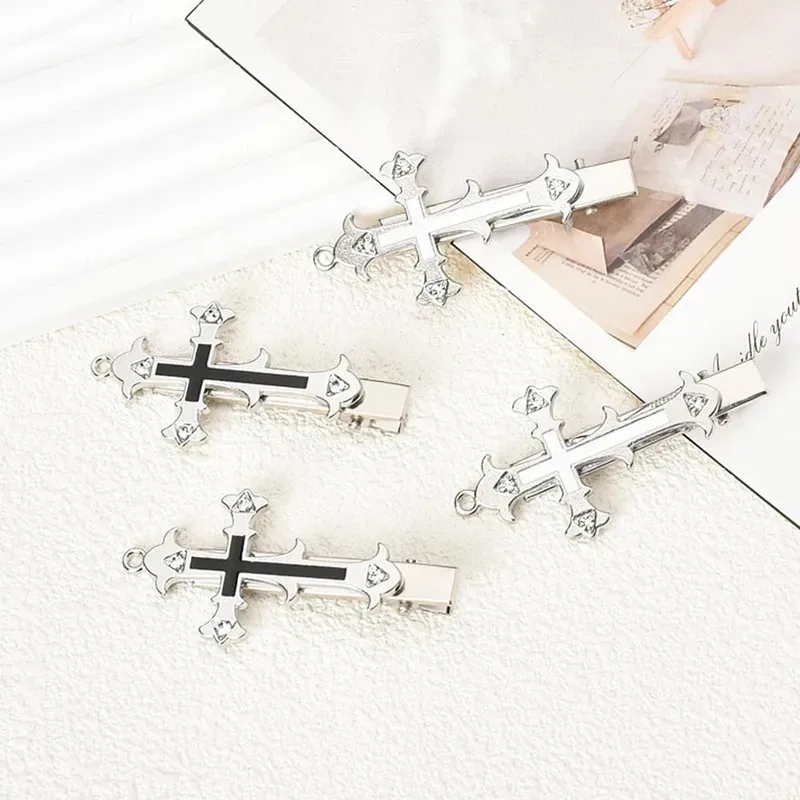 

crucif Hair Clips Halloween Goth Hair Accessories for Women Girls Metal Y2K Gothic Cross Barrettes Hairpins Alligator 4pcs