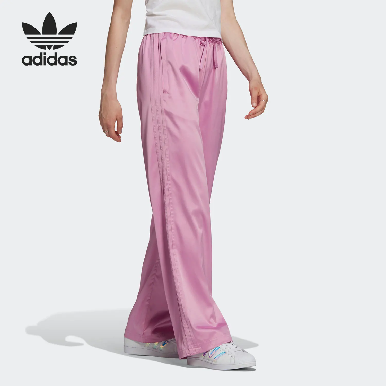 أديداس سروال رياضي كاجوال مريح فضفاض وواسع الساق للسيدات من البرسيم HF9210 #4
