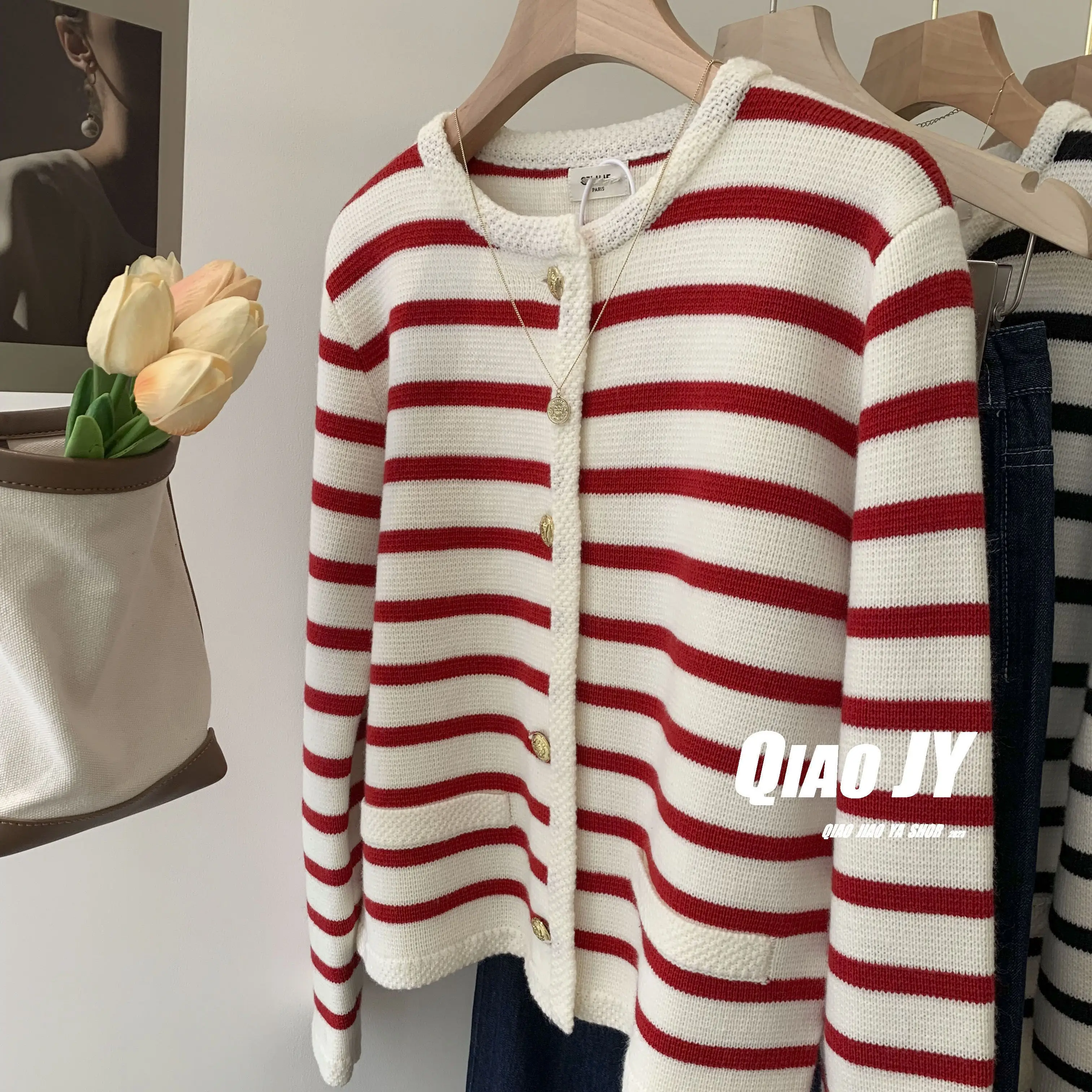 French Style Black White Striped Short Sweater Jacket for Women in Spring Autumn Thick High-end Feeling Small Knitted Cardigan