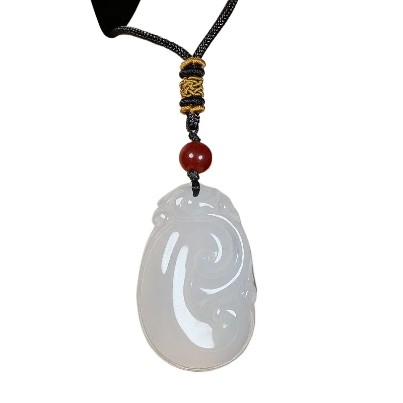 Agate Chalcedony Fashion Temperament Red, White and Yellow Everything Goes Well Pendant for Men and Women.