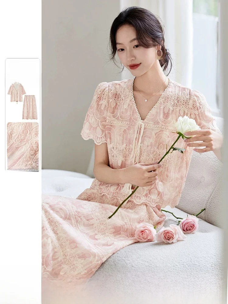 

Spring New Women's V-neck Short Sleeve A-line Skirt Set Elastic Waist Split Hem Fashionable Two-piece Youth Summer Outfit
