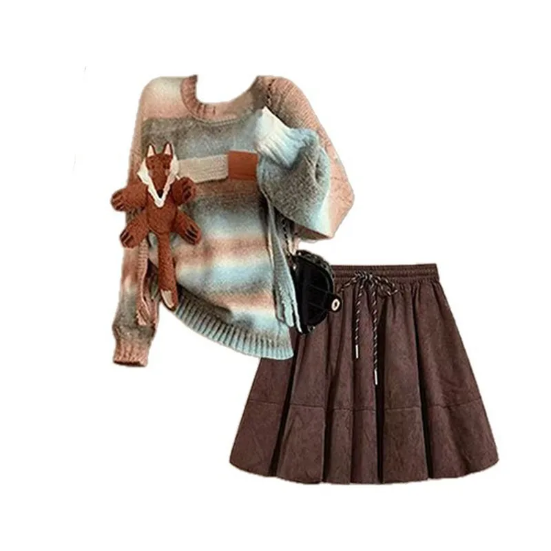 秋の西洋風セット レディース ドーパミン年齢軽減 ハロニットトップスと小さめメイラードショートスカートのツーピースセット