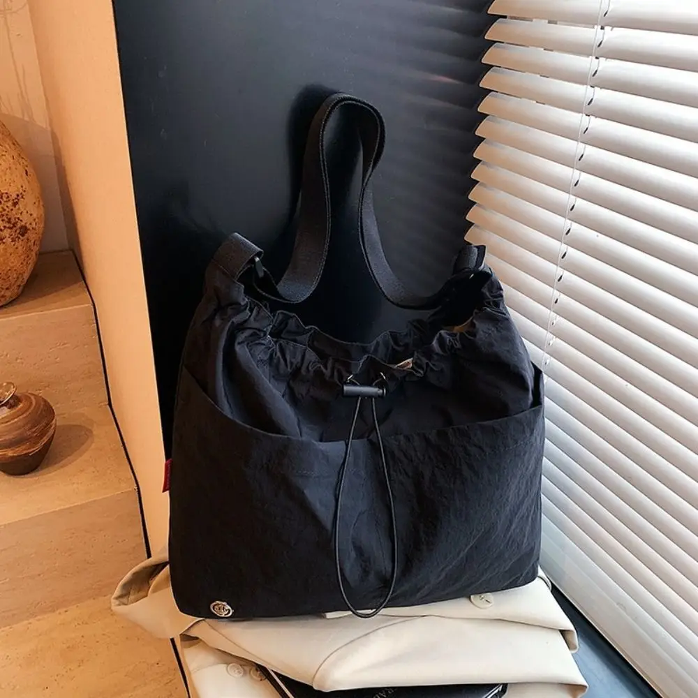 

Korean Style Pleated Drawstring Bucket Bag Large Capacity Handbag Nylon Shoulder Bag Waterproof Solid Color Cloth Crossbody Bag