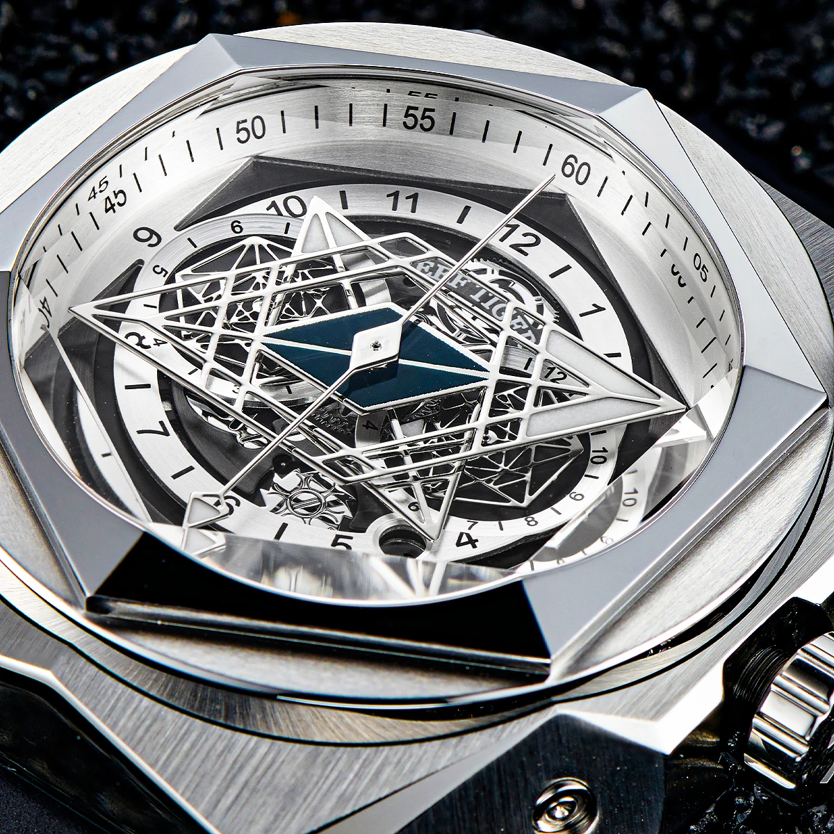 REEF TIGER Men's Luxury Black Shark Hexagon Skeleton Mechanical Watch Automatic Rubber Band Wristwatch RGA6908