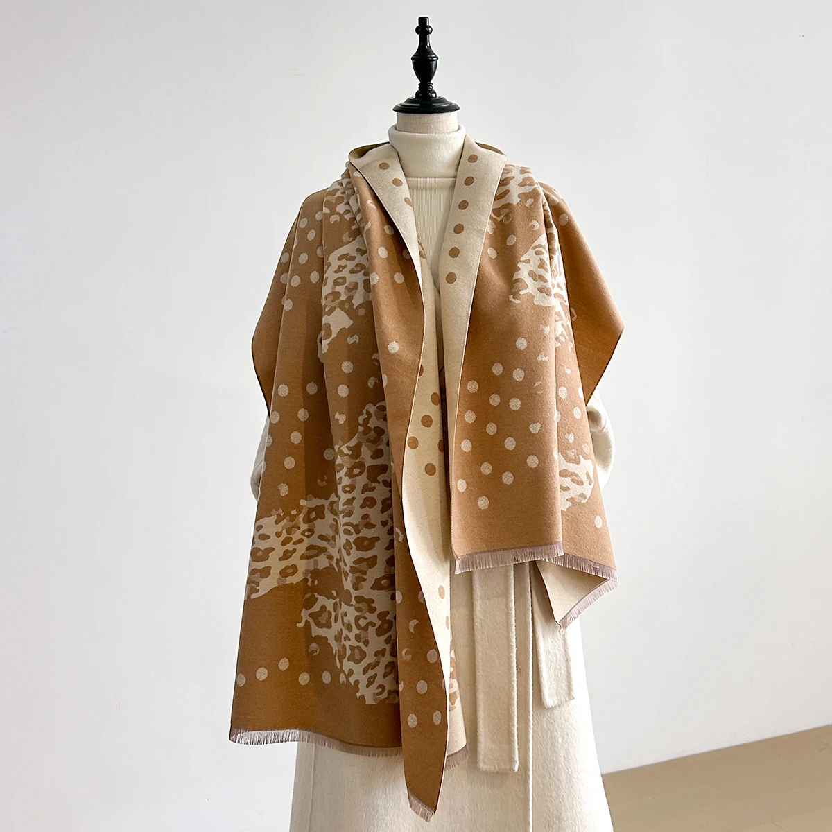 

Новый роскошный шарф с леопардовым принтом для женщин, теплые зимние двухсторонние шарфы из пашмины, шали, женские толстые одеяла, платок