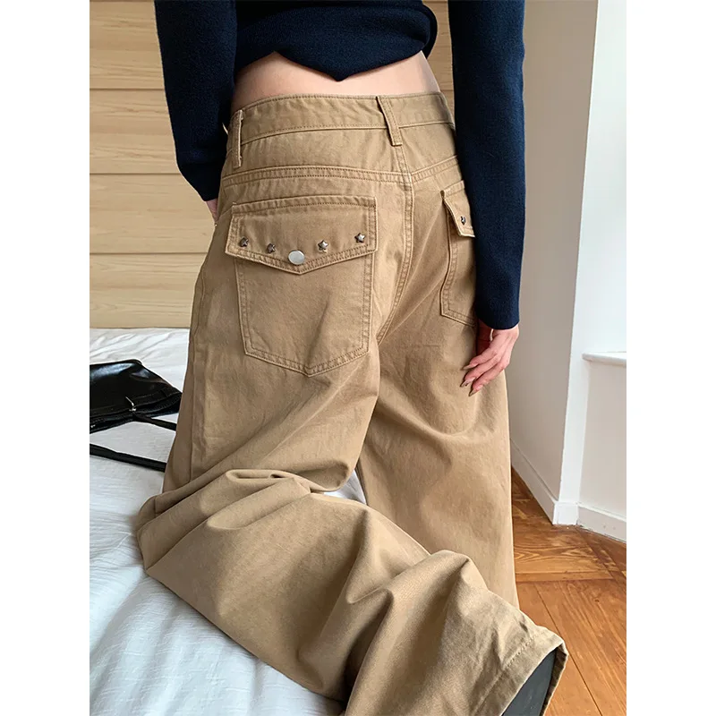 

New 2026 Autumn Design Metal Decorative Jeans Women's Loose Scimitar Wide-leg Pants