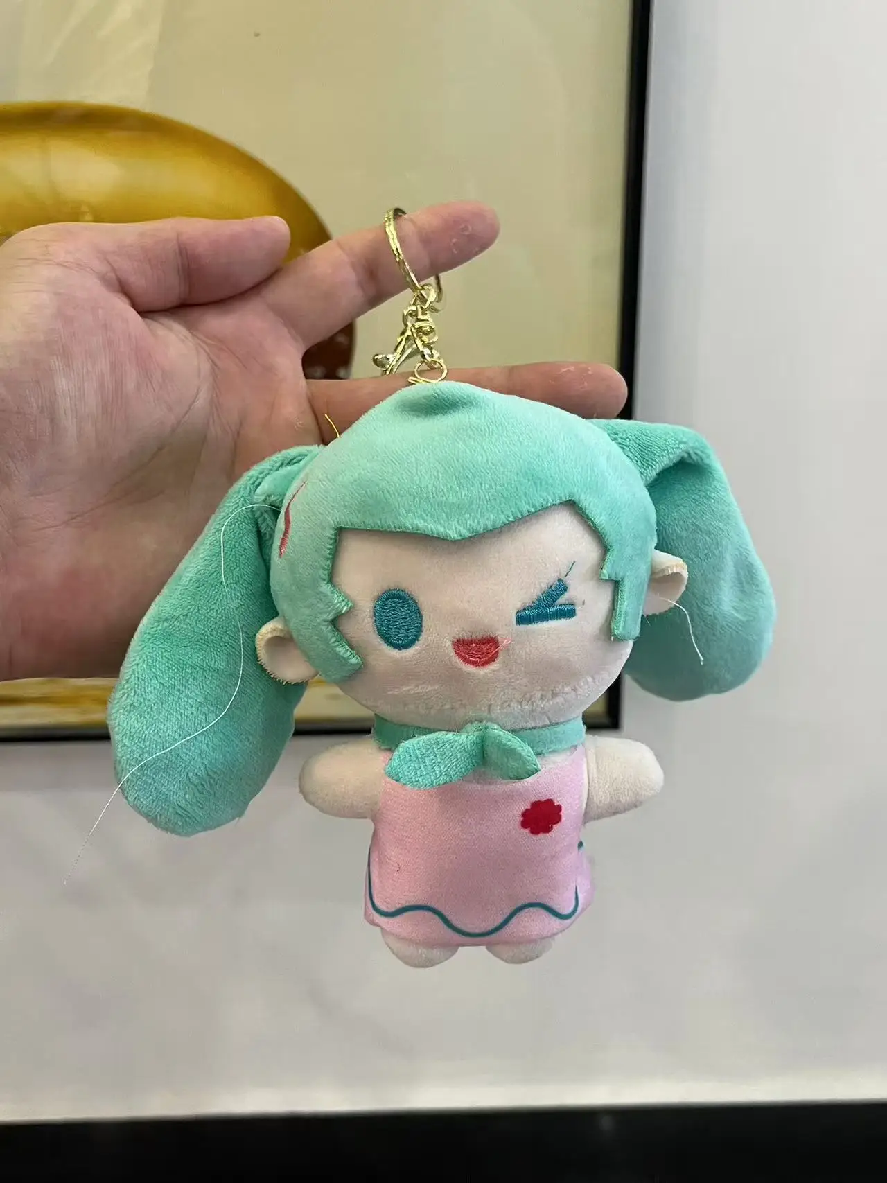 พวงกุญแจตุ๊กตาขนนุ่มสไตล์อนิเมะน่ารัก ขนาด 12 ซม. 4 แบบ ของขวัญวันเกิดสำหรับเด็กผู้หญิง ผู้หญิง ใช้แขวนกระเป๋า