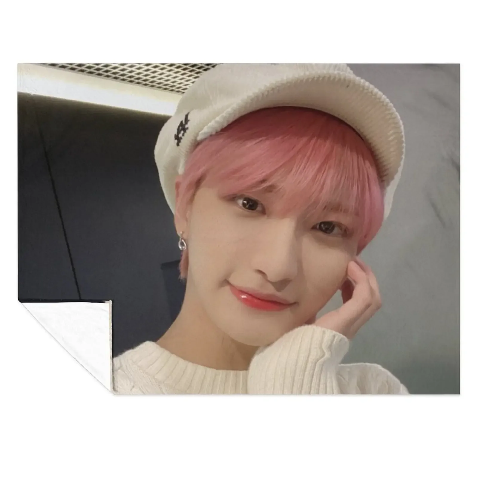 

ATEEZ Seonghwa Throw Blanket Furrys Extra Large Throw Summer Beddings Luxury St Blankets