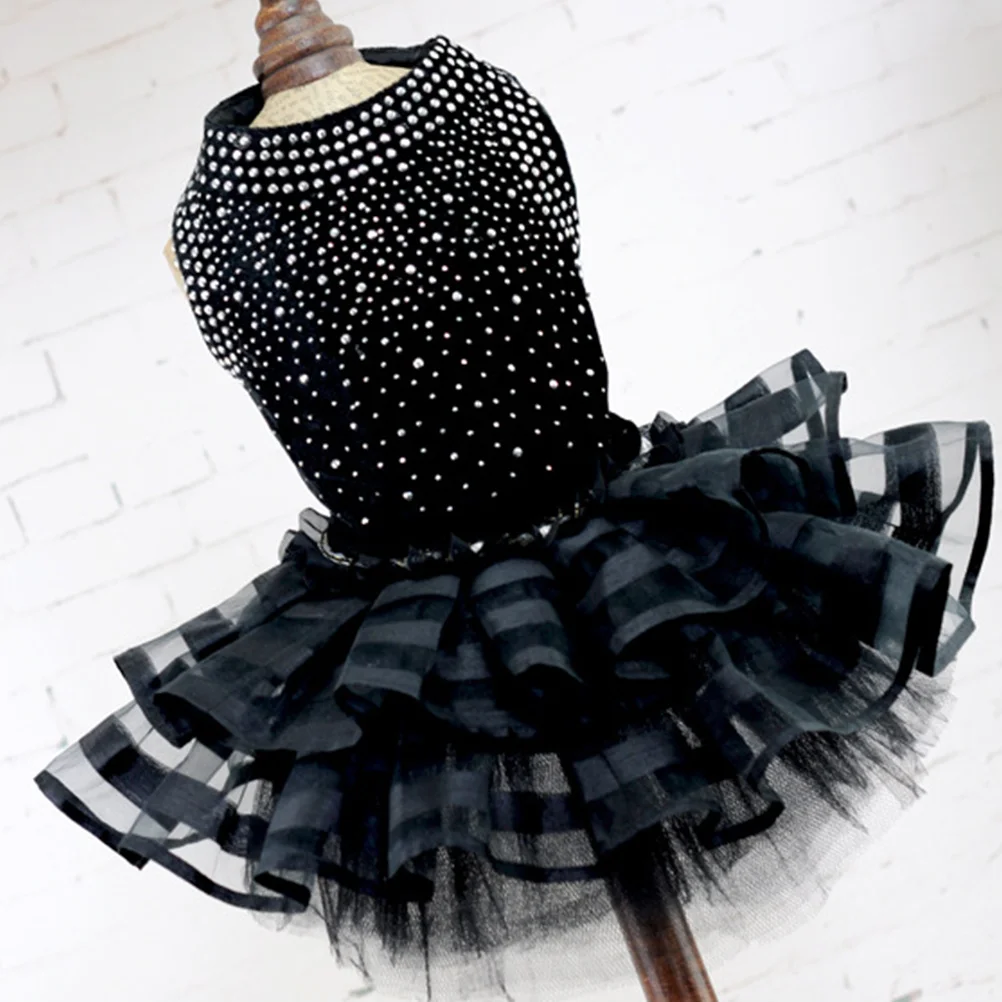 

Fashionable Dog Clothes for Small Dogs Cute Pet Party Skirt Breathable Comfortable Outdoor Event Photo Shoot Wearable Dress