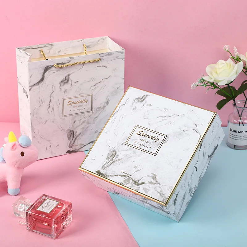 Maßgeschneiderte Box im Ins-Stil mit Marmormuster, exquisite Geburtstagsbox mit Deckelverpackung