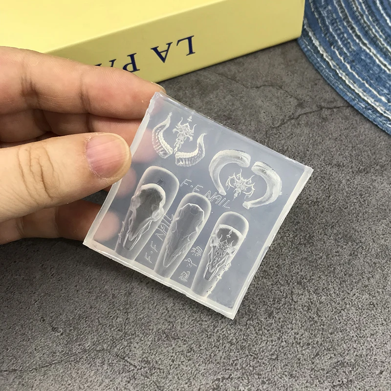High transparency 3D nail art mold dark style sheep horn spirit sheep array wearable armor DIY easy to release silicone  mold
