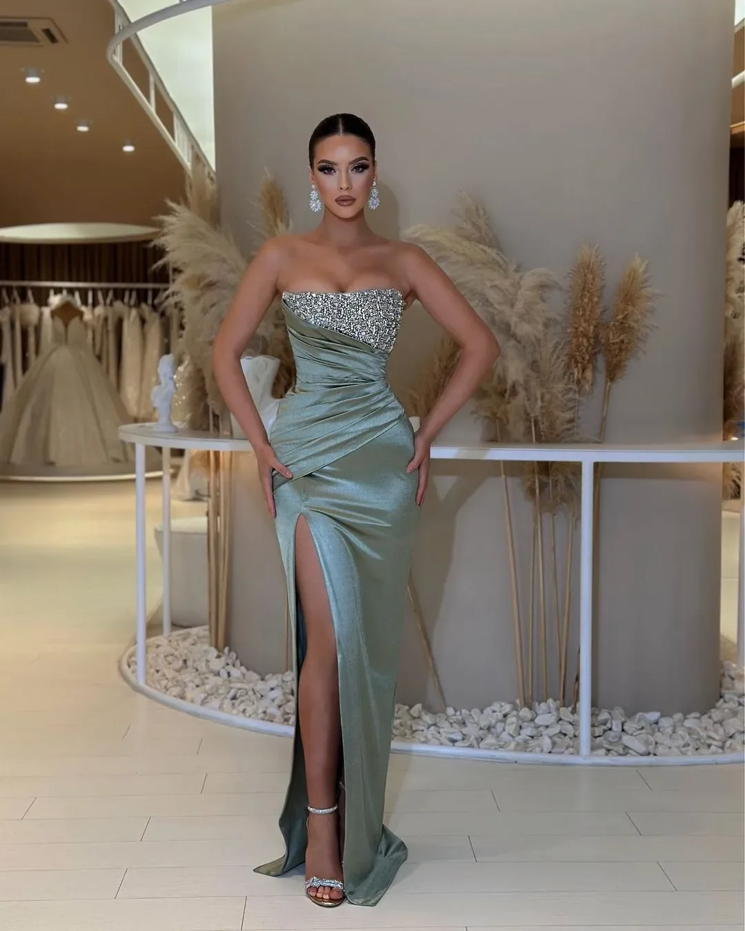 Customized Elegant Green Prom Dresses Strapless Party Evening Dress Pleats Thigh Slit Formal Long Special Occasion Dress