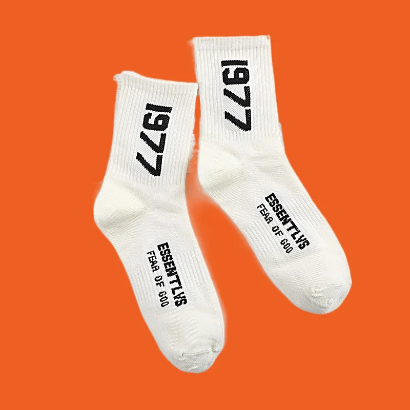 Calcetines deportivos informales con bordado de letras, medias de tubo medio, absorbentes del sudor, suaves, 5/10 pares