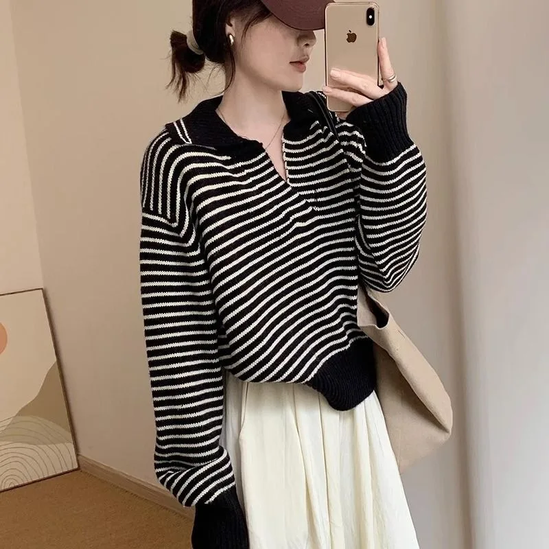 Pullover Sweater Female 2023 Korean Women Autumn Academy Sweater Loose and Slim Versatile Striped Top Long Sleeve Knit Sweater