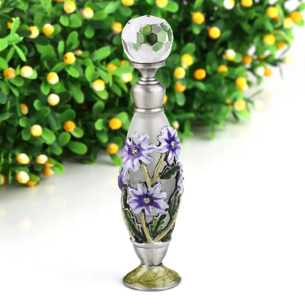 

Vintage Perfume Bottle Empty Metal Flower Refillable Wedding Decor 7ml Essential Oil Dropper Portable Bottle Decoration Gifts