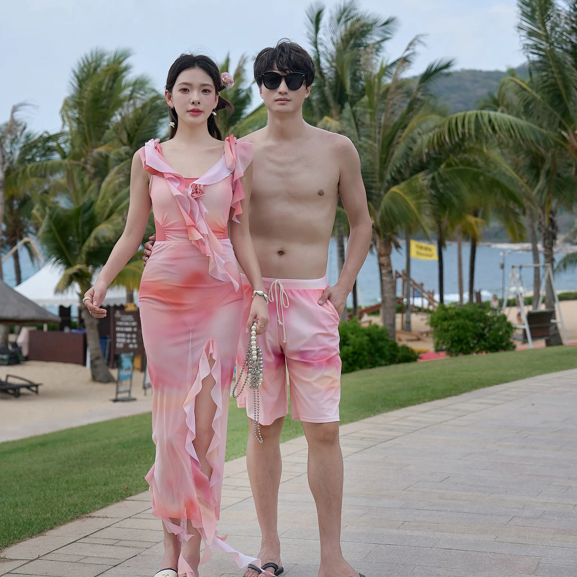 

New couple swimsuit sexy jumpsuit style triangle slimming cover belly gathering small chest women's swimsuit men's beach