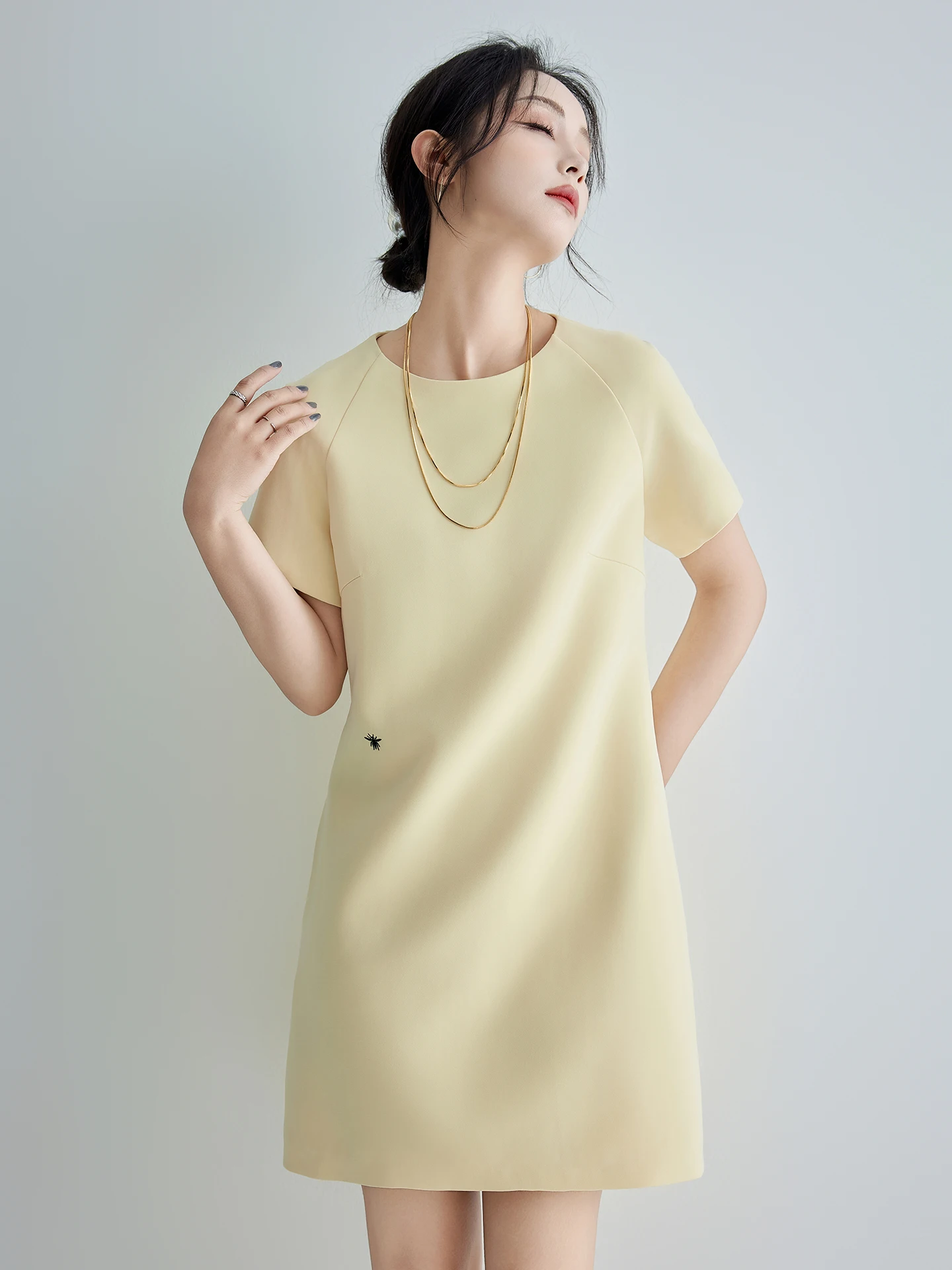 

Slim Fit Three-acetate Blend Commute Dress Short Sleeve JI Simple Design Dress Comfortable Breathable Korean Style Summer Dress